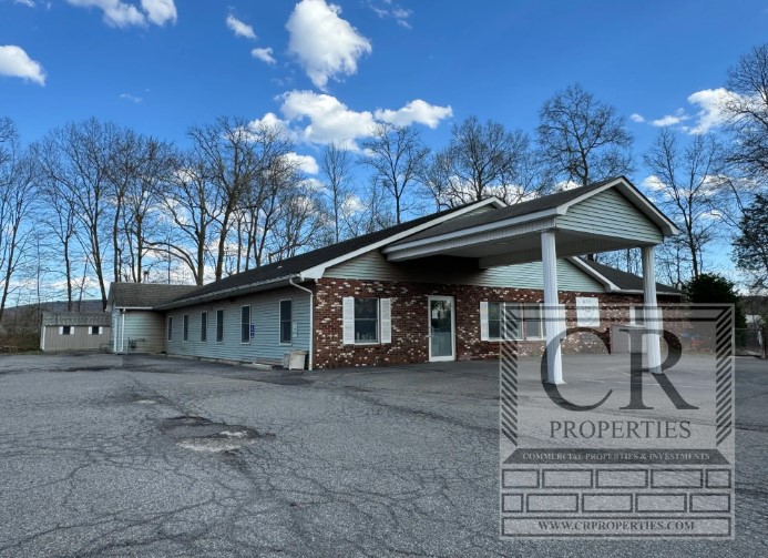 Commercial Building, Former Daycare / Education - Near Interstate 87